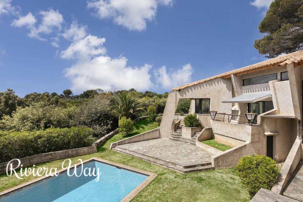 6 room villa in Biot, photo #5, listing #104355636