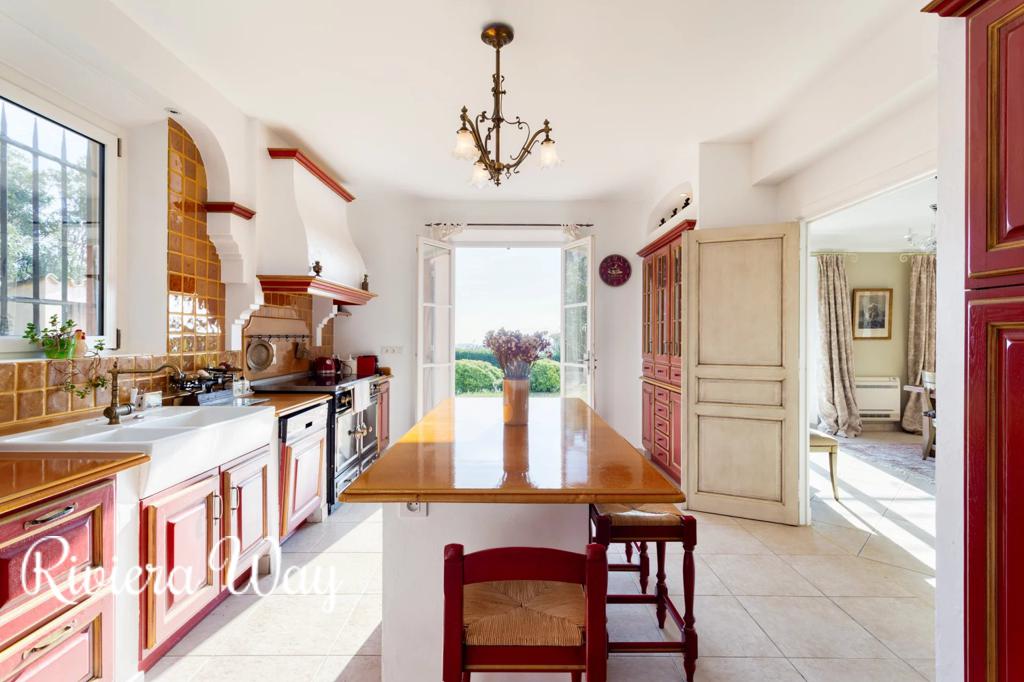 6 room villa in Grimaud, photo #7, listing #97359738