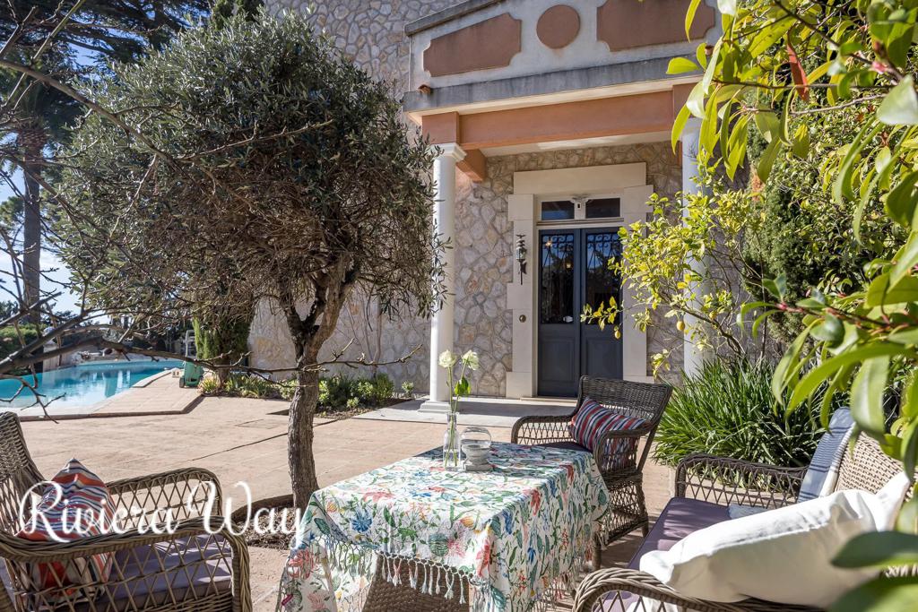 8 room villa in Grasse, photo #5, listing #98618142