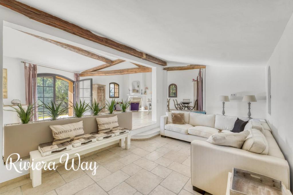 Villa in Grasse, photo #3, listing #102727716