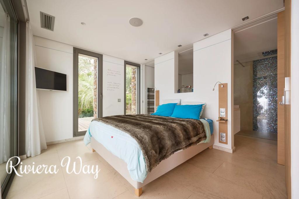 7 room villa in Le Lavandou, photo #5, listing #103109706