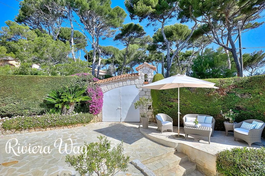 6 room villa in Cap d'Antibes, photo #6, listing #78988854