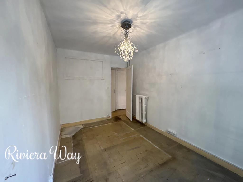 3 room apartment in Antibes, photo #8, listing #103123986