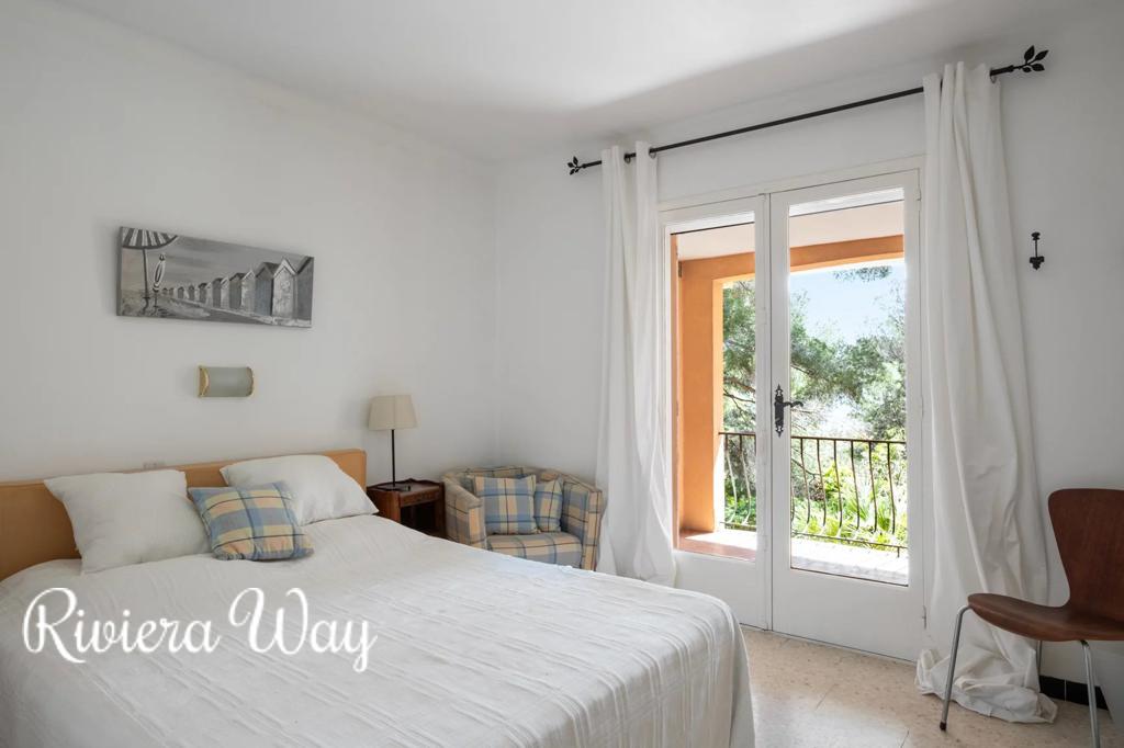 10 room villa in Saint-Raphaël, 48 m², photo #7, listing #99545040