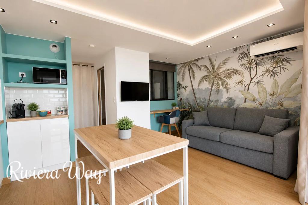 2 room apartment in Cap d'Ail, photo #1, listing #107149434