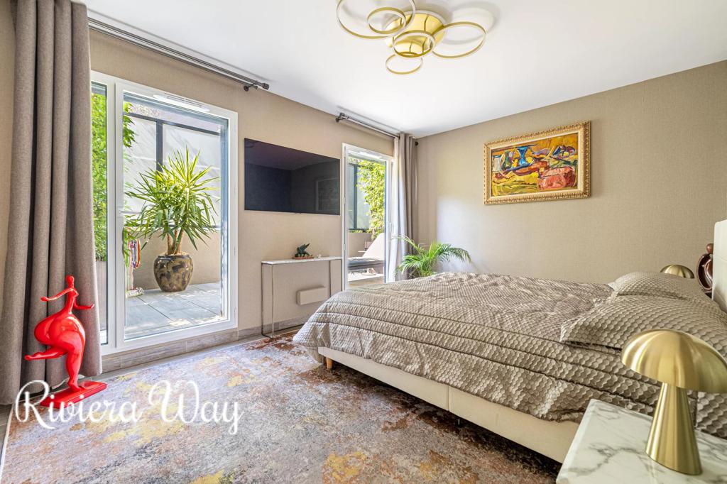4 room apartment in Èze, photo #10, listing #106563366