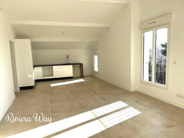 3 room apartment in Montauroux, photo #6, listing #103228314