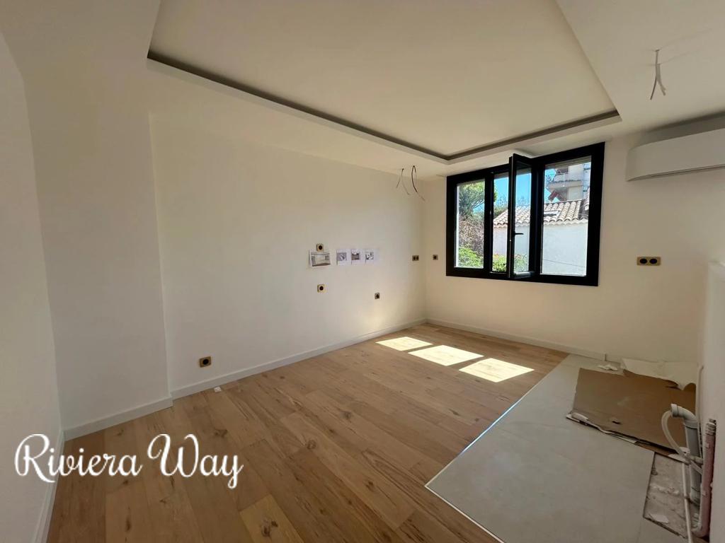 5 room villa in Cap d'Antibes, photo #5, listing #104214138