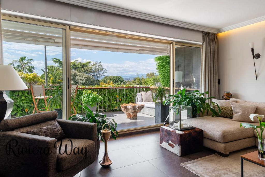 3 room apartment in Cannes, photo #8, listing #106111824