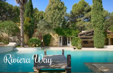 13 room villa in Bormes-les-Mimosas
