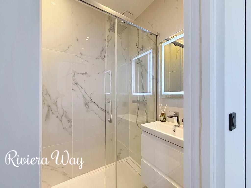 4 room apartment in Le Cannet, photo #1, listing #103387200