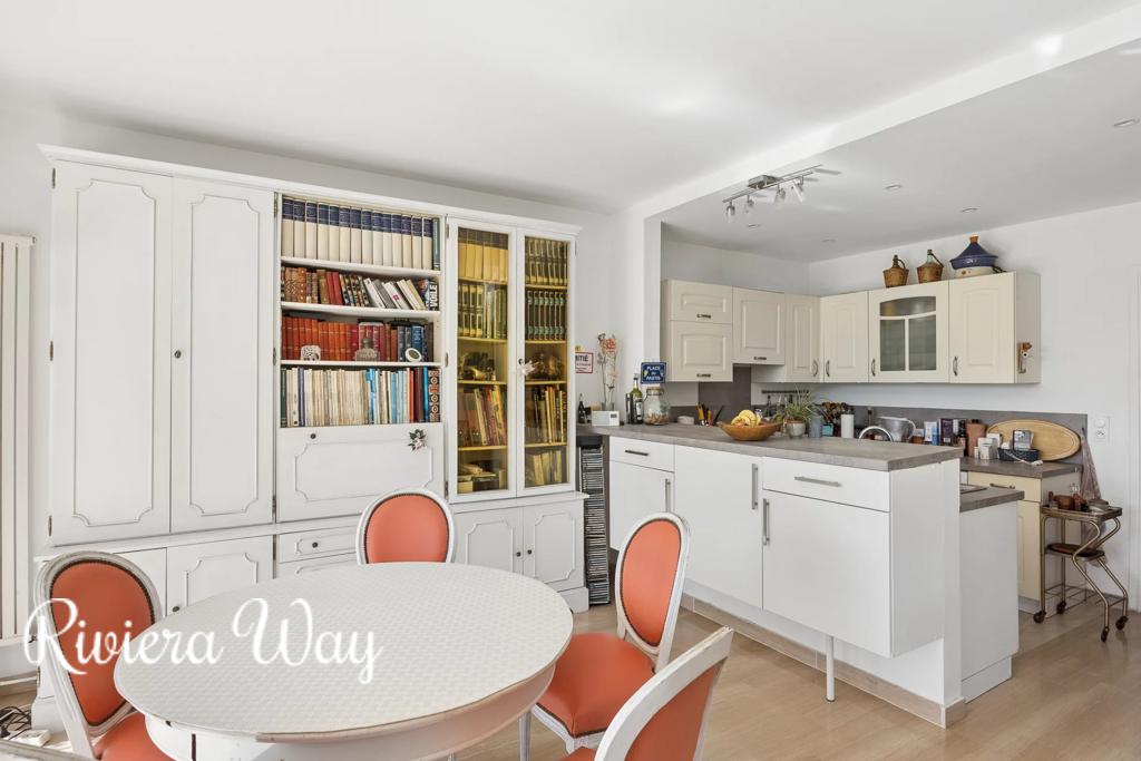 3 room apartment in Cannes, photo #9, listing #105951636