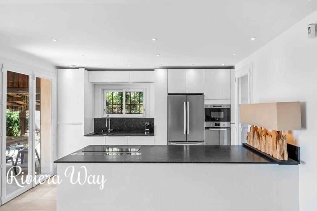 4 room villa in Theoule-sur-Mer, photo #6, listing #100299486
