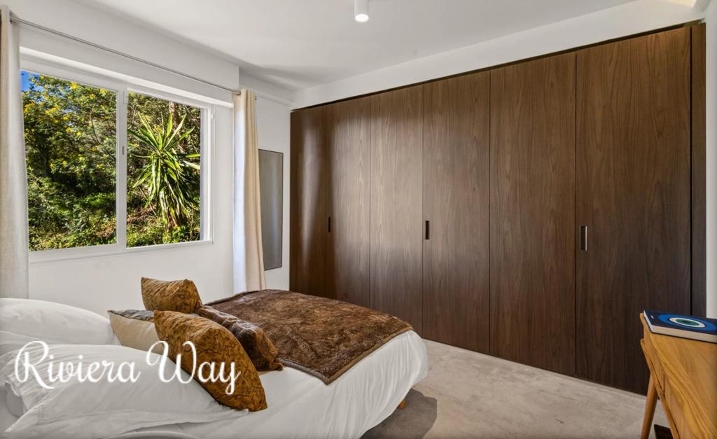 4 room apartment in Cannes, photo #5, listing #105484344