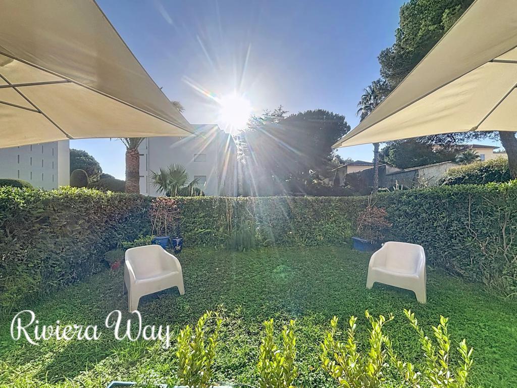 2 room apartment in Cap d'Antibes, photo #7, listing #105362166