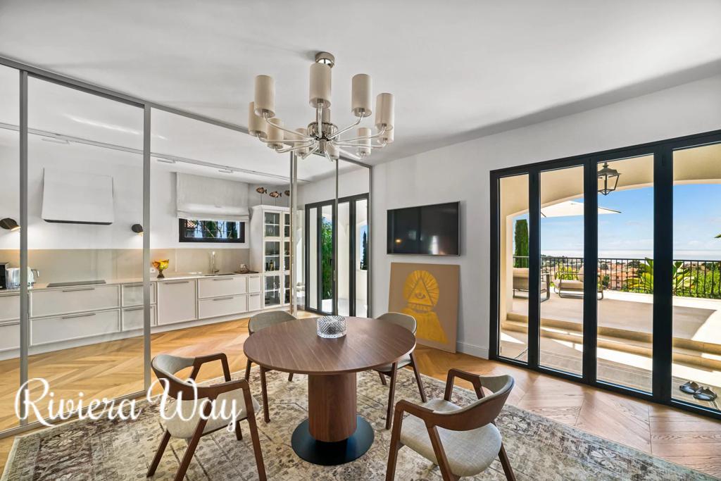 Villa in Roquebrune — Cap Martin, photo #1, listing #105781200