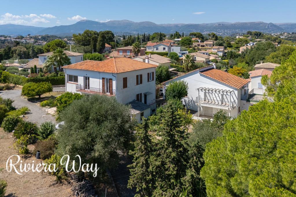 9 room villa in Cagnes-sur-Mer, photo #10, listing #103897500
