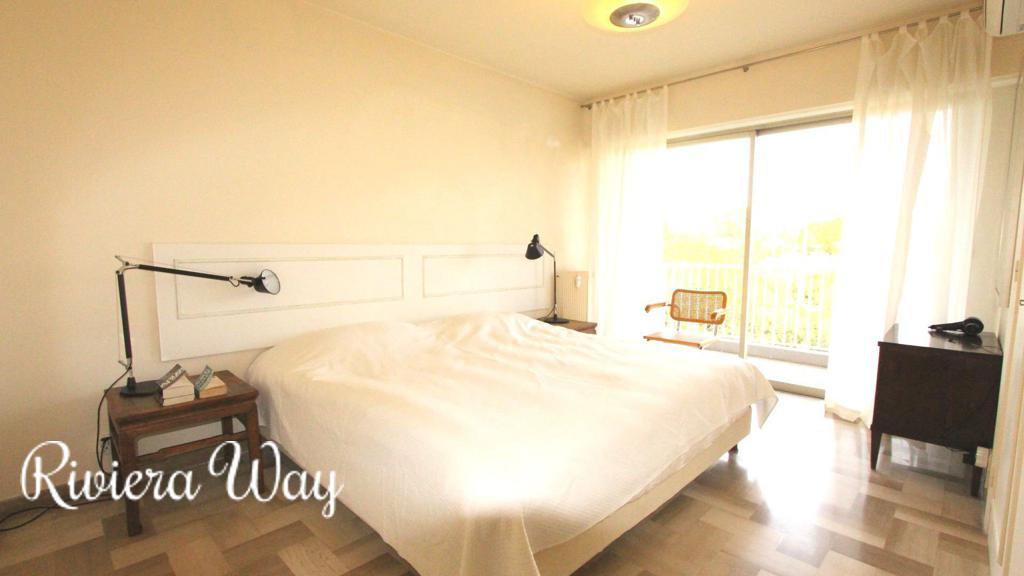 3 room apartment in Cap d'Antibes, photo #5, listing #75842298