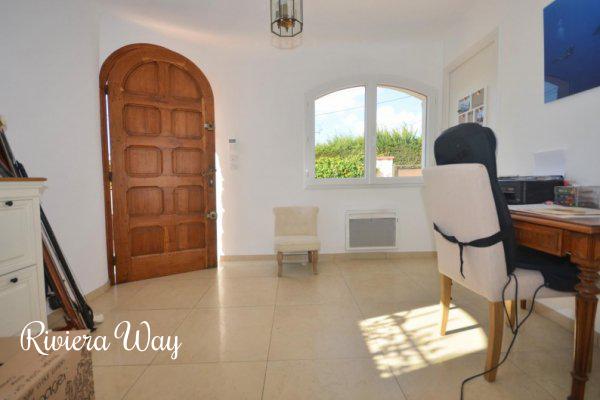 5 room villa in Juan-les-Pins, 115 m², photo #6, listing #76938540