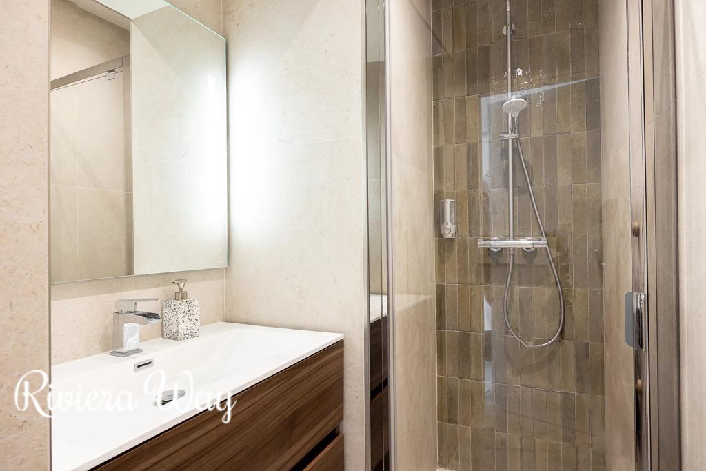 3 room apartment in Cannes, photo #1, listing #102865980