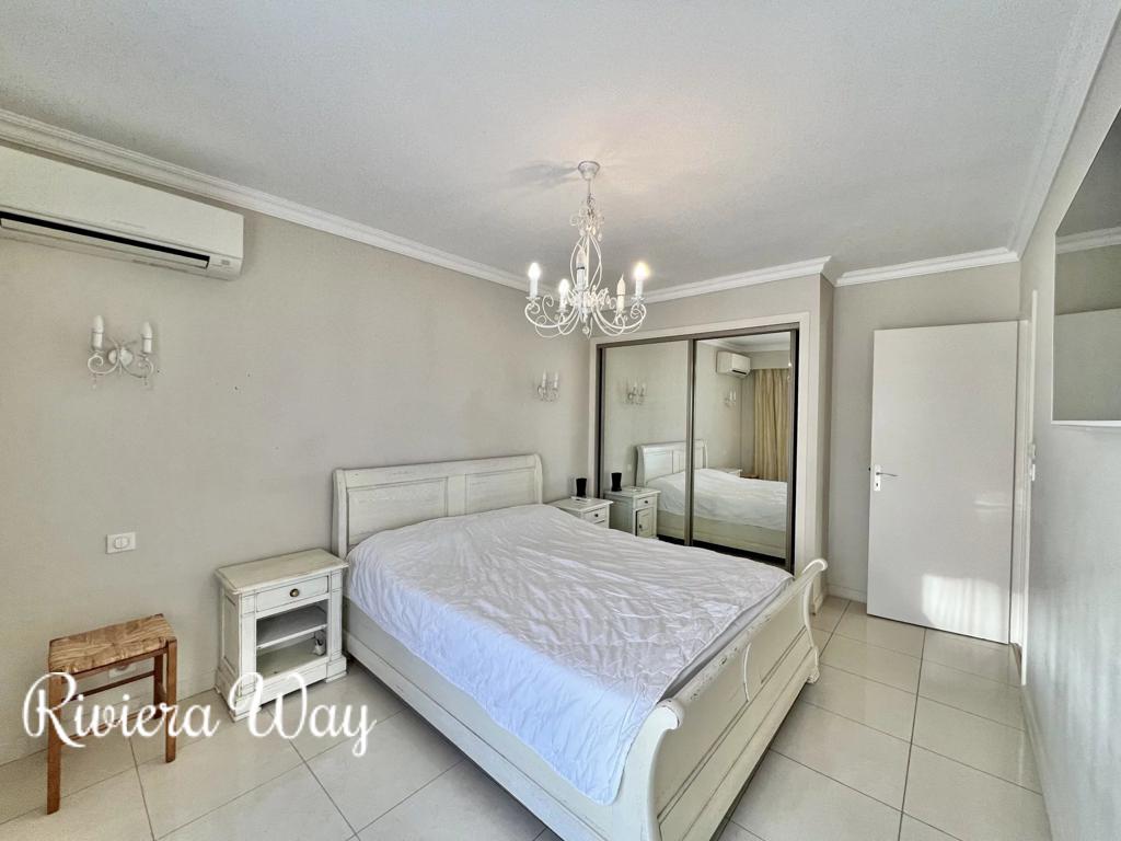 3 room apartment in Juan-les-Pins, photo #1, listing #97568436