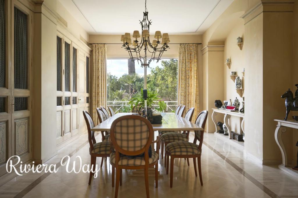 20 room villa in Cannes, photo #8, listing #106185324