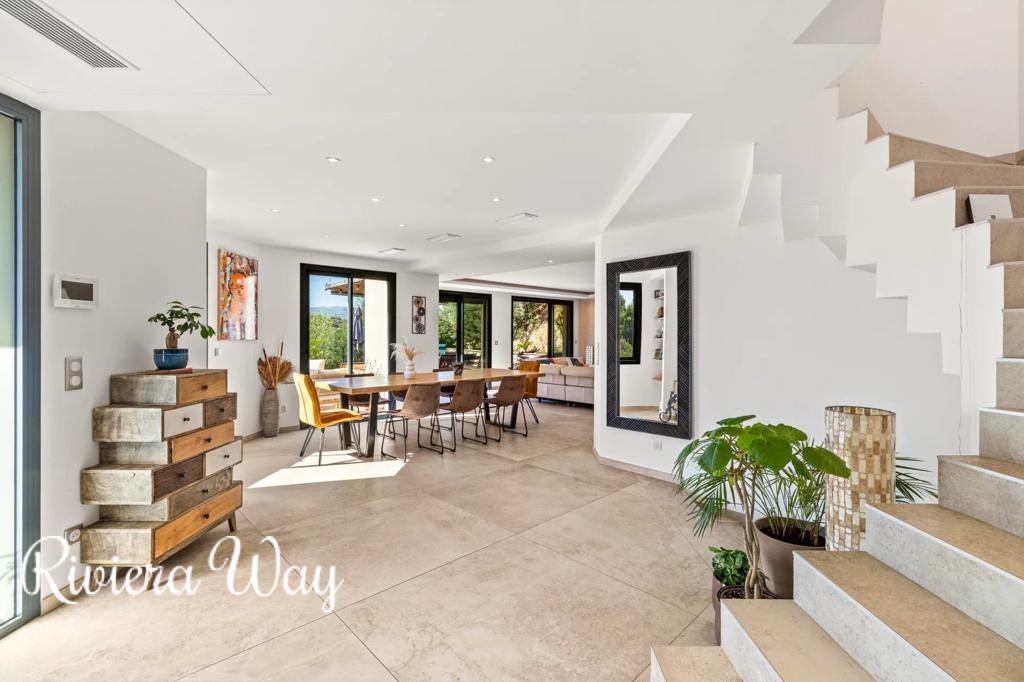 8 room villa in Vallauris, photo #8, listing #107055396
