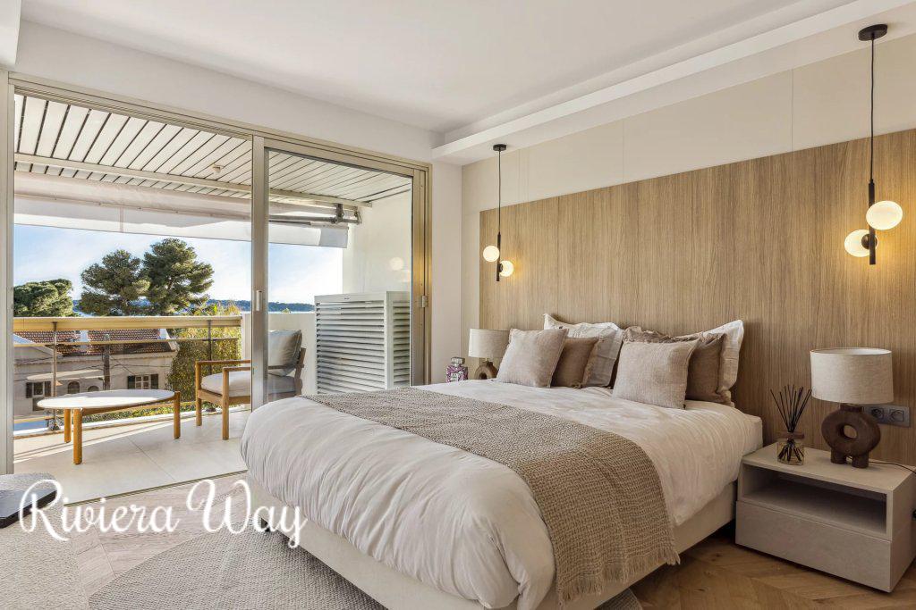 4 room apartment in Cannes, 100 m², photo #8, listing #103219242