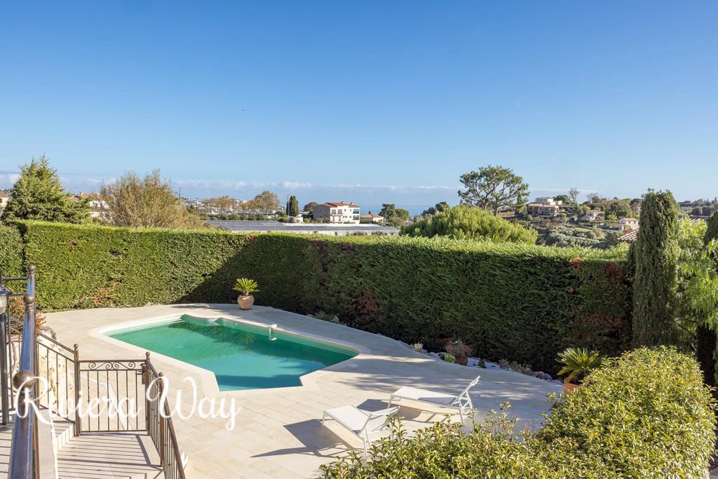 Villa in St-Laurent-du-Var, photo #7, listing #104619774