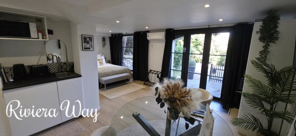 7 room villa in Mougins, photo #8, listing #106570002