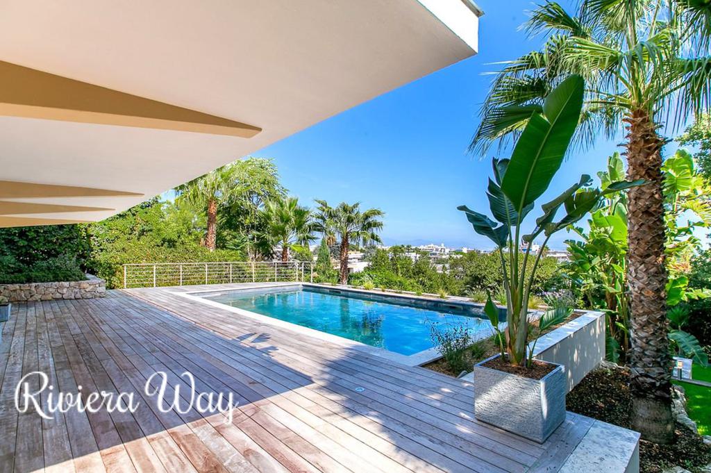10 room villa in Cap d'Antibes, 320 m², photo #1, listing #104750730