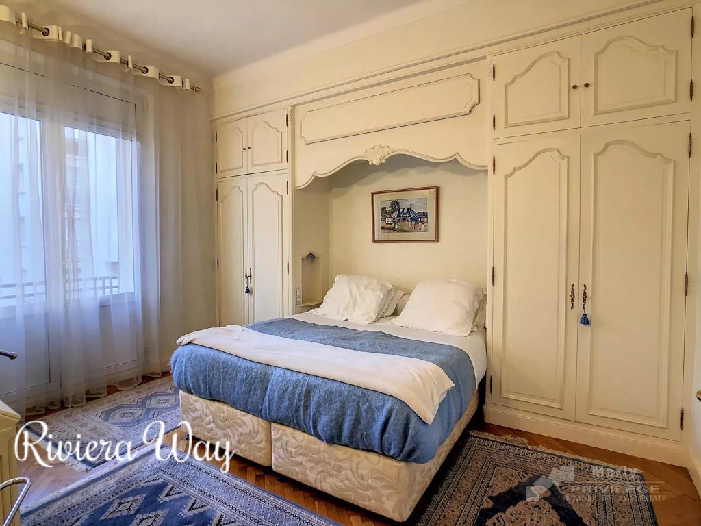 5 room apartment in Cannes, photo #5, listing #98689122