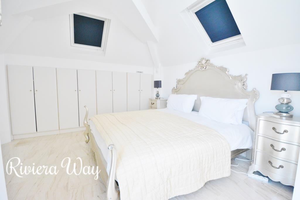 7 room villa in Cap d'Antibes, photo #9, listing #69092604