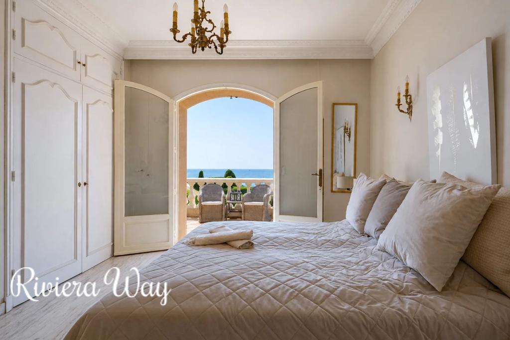 10 room villa in Theoule-sur-Mer, photo #9, listing #106795962