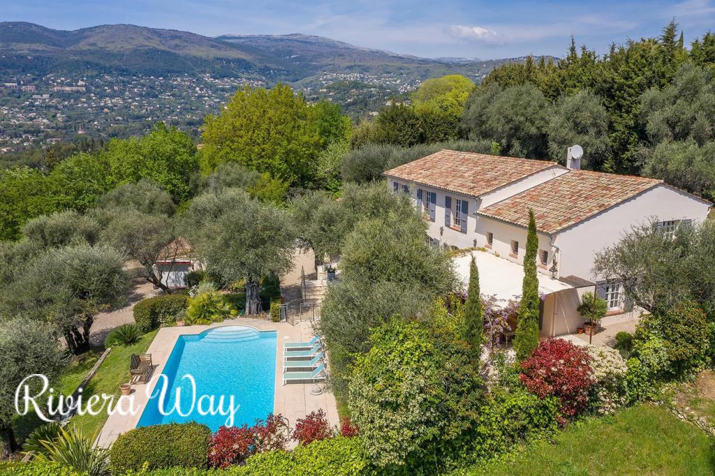 6 room villa in Grasse, photo #7, listing #102971022