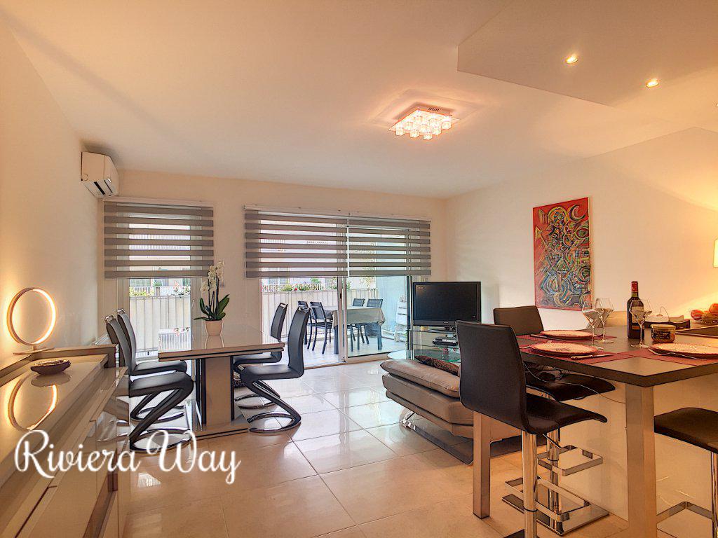 Apartment in Cannes, 72 m², photo #1, listing #80832822