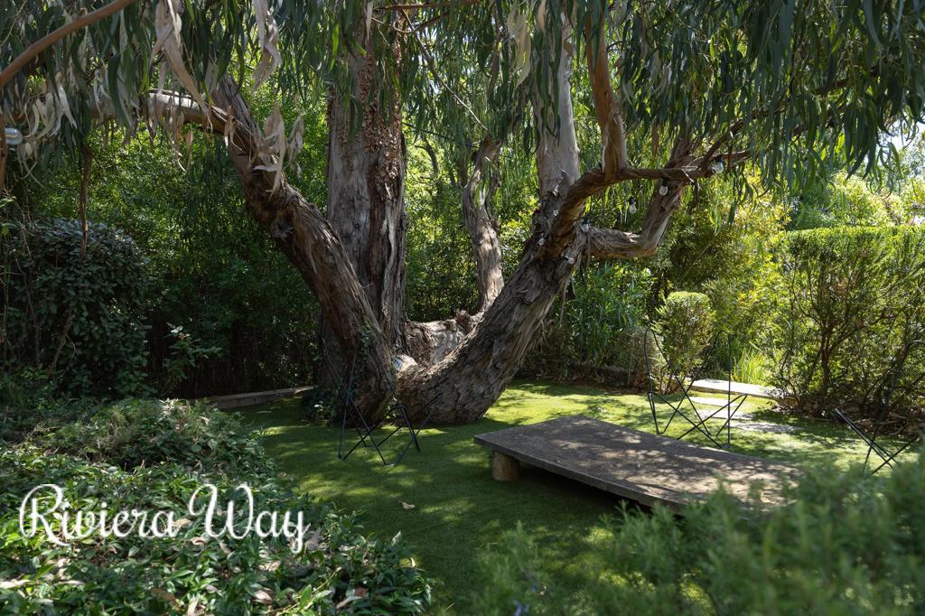 7 room villa in Chateauneuf-Grasse, photo #8, listing #103841724