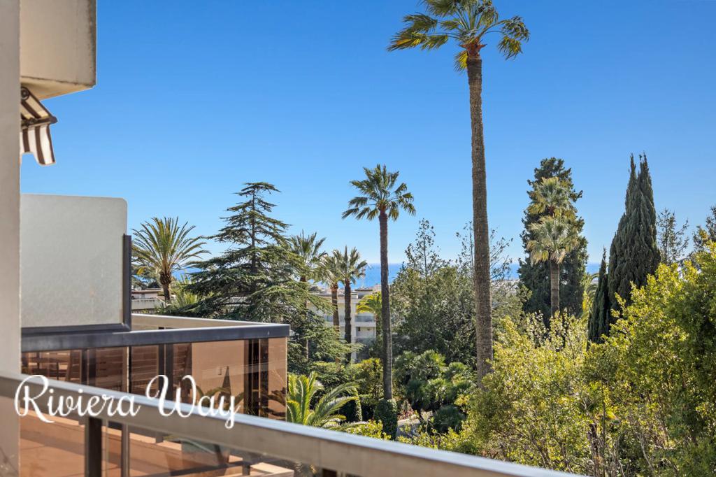 3 room apartment in Cannes, photo #9, listing #105917238