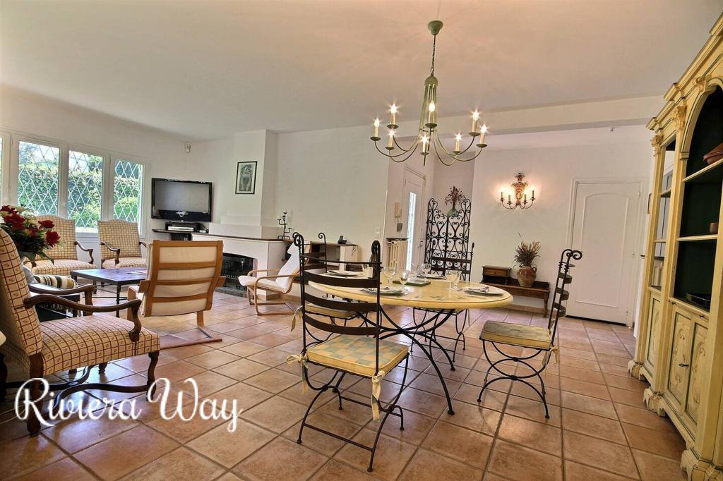 6 room villa in Cap d'Antibes, photo #4, listing #90774306