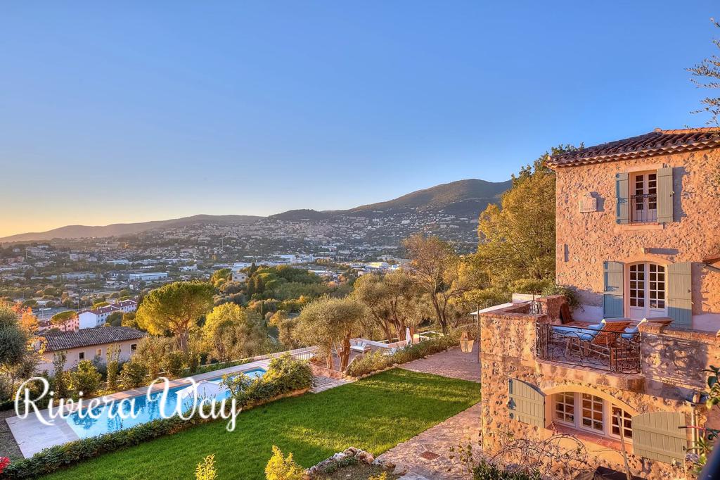 12 room villa in Grasse, photo #2, listing #103076862
