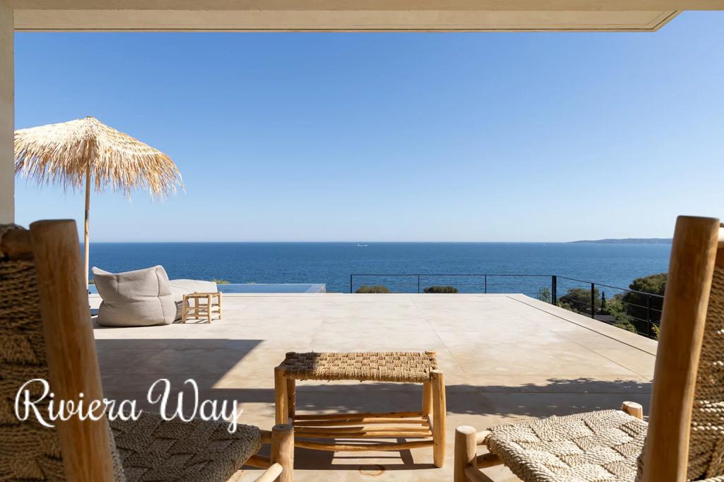 8 room villa in Roquebrune-sur-Argens, photo #6, listing #104480124