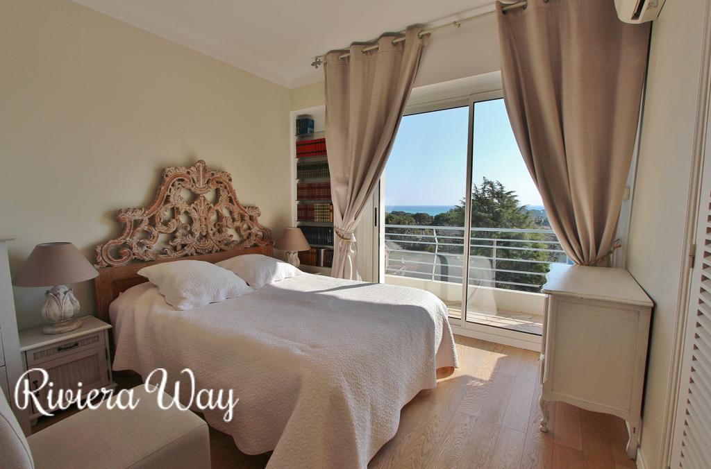 3 room apartment in Cap d'Antibes, photo #7, listing #86541378