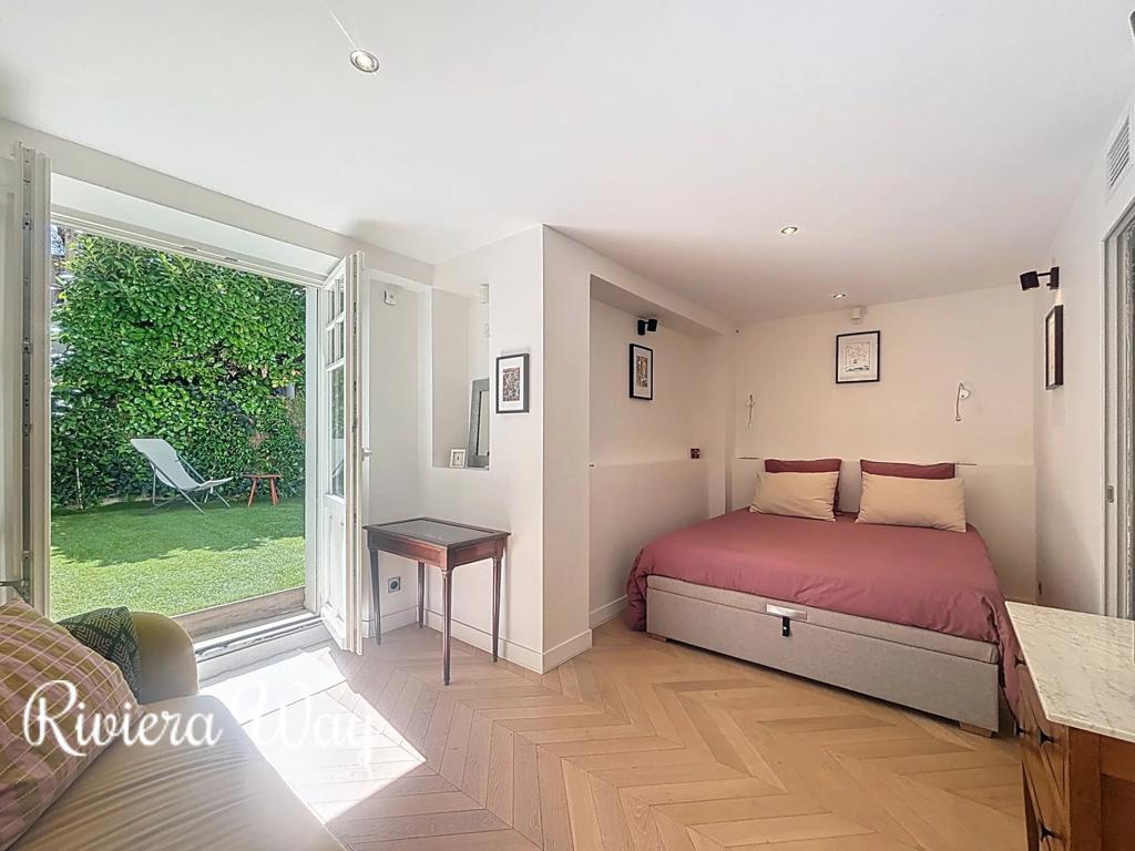 4 room villa in Cap d'Antibes, photo #9, listing #106010688