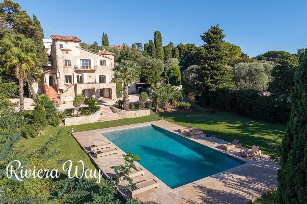 7 room villa in Cap d'Antibes, photo #1, listing #104224008