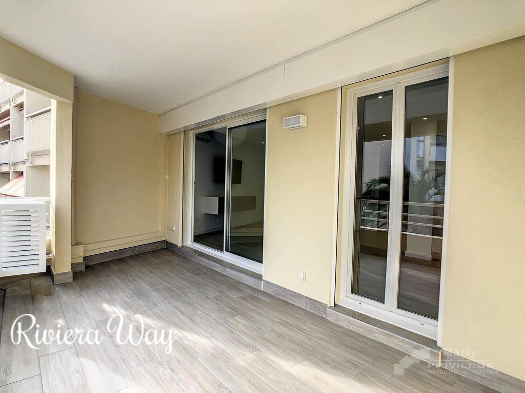 1 room apartment in Port Palm Beach, photo #10, listing #92051148