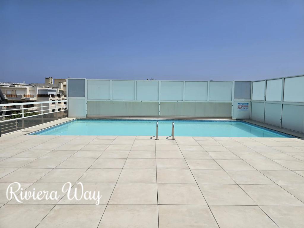 3 room apartment in Juan-les-Pins, photo #9, listing #103480608