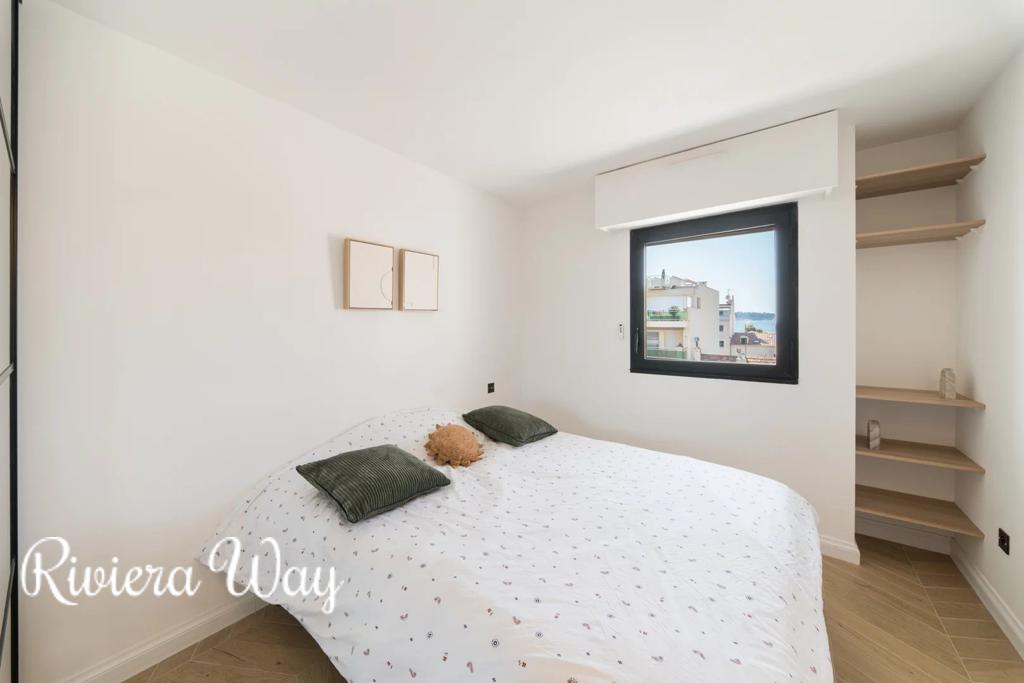 3 room apartment in Cannes, photo #8, listing #106781136