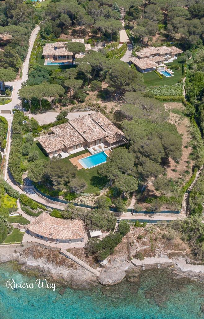 8 room villa in Saint-Tropez, photo #2, listing #93971136