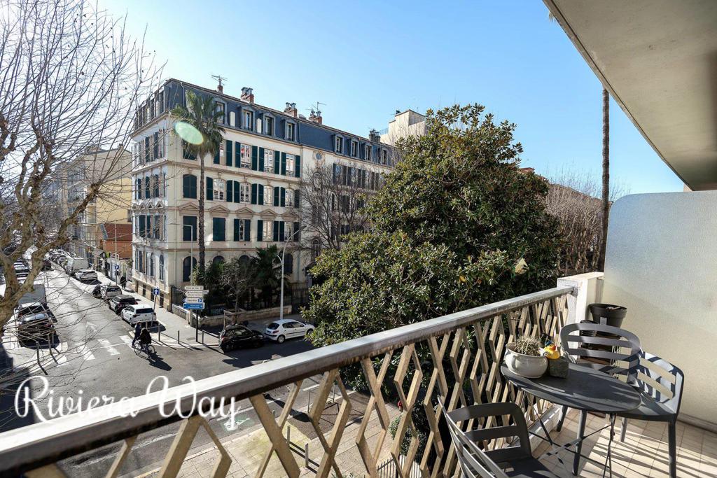 3 room apartment in Nice, 84 m², photo #10, listing #103252674