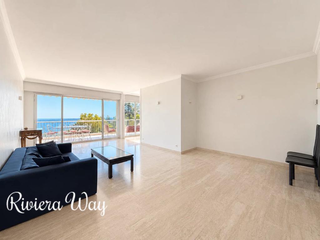 3 room apartment in Cannes, photo #4, listing #106342866